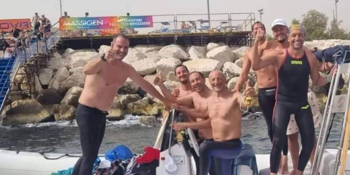 Comunicato stampa Nuoto AQA trionfa alla CapriNapoli Una vittoria storica