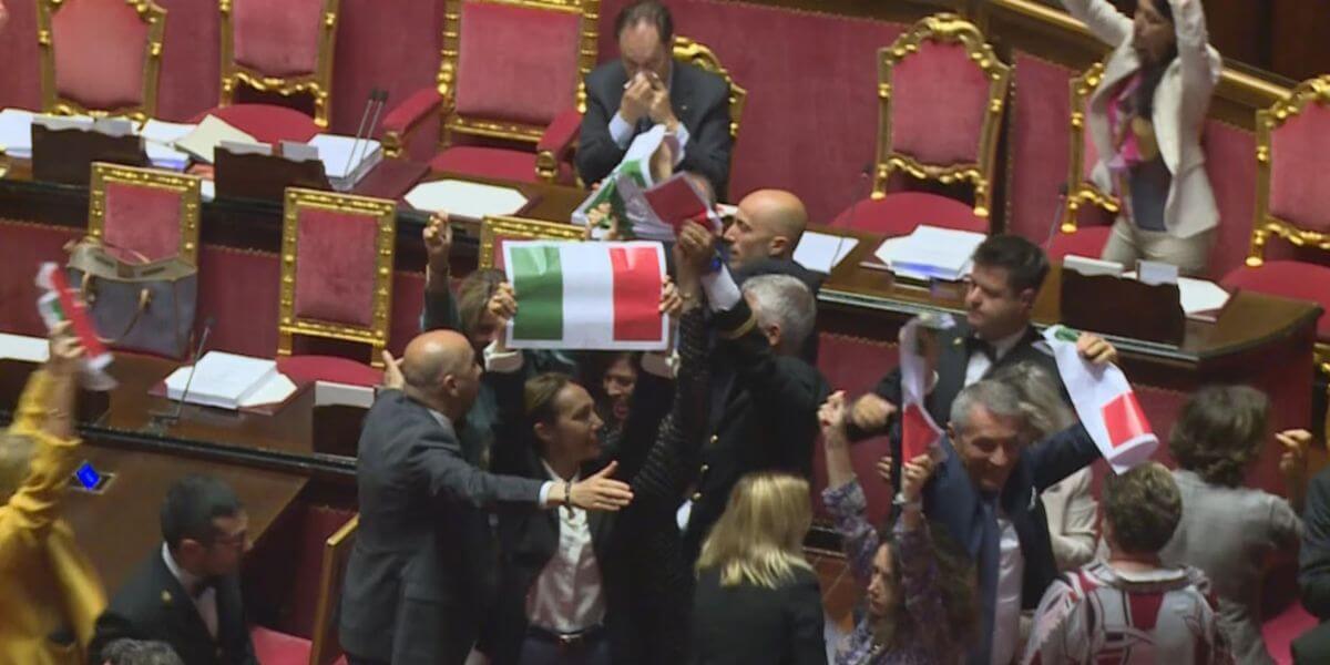 Bagarre in Senato