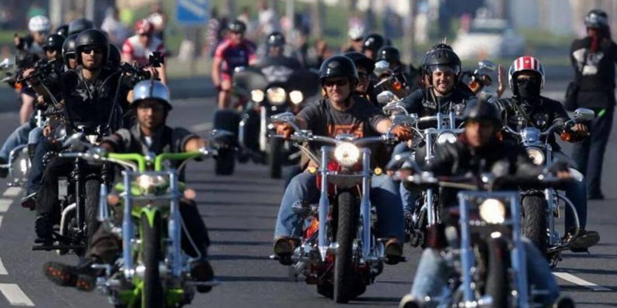 Motociclisti in raduno